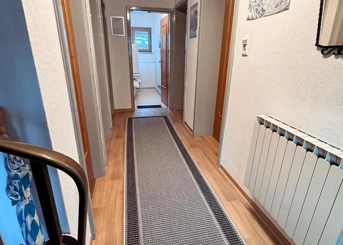 Sepp, Haus Tatil Evi